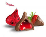 Hershey's Kisses Valentine's Day Chocolate Dipped Strawberry Candy - 9oz